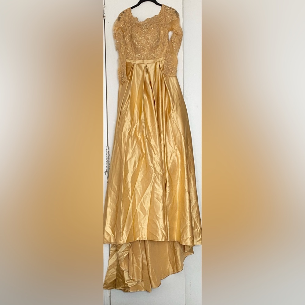 Gold Gown with Sequin ((NEVER WORN- BRAND NEW))